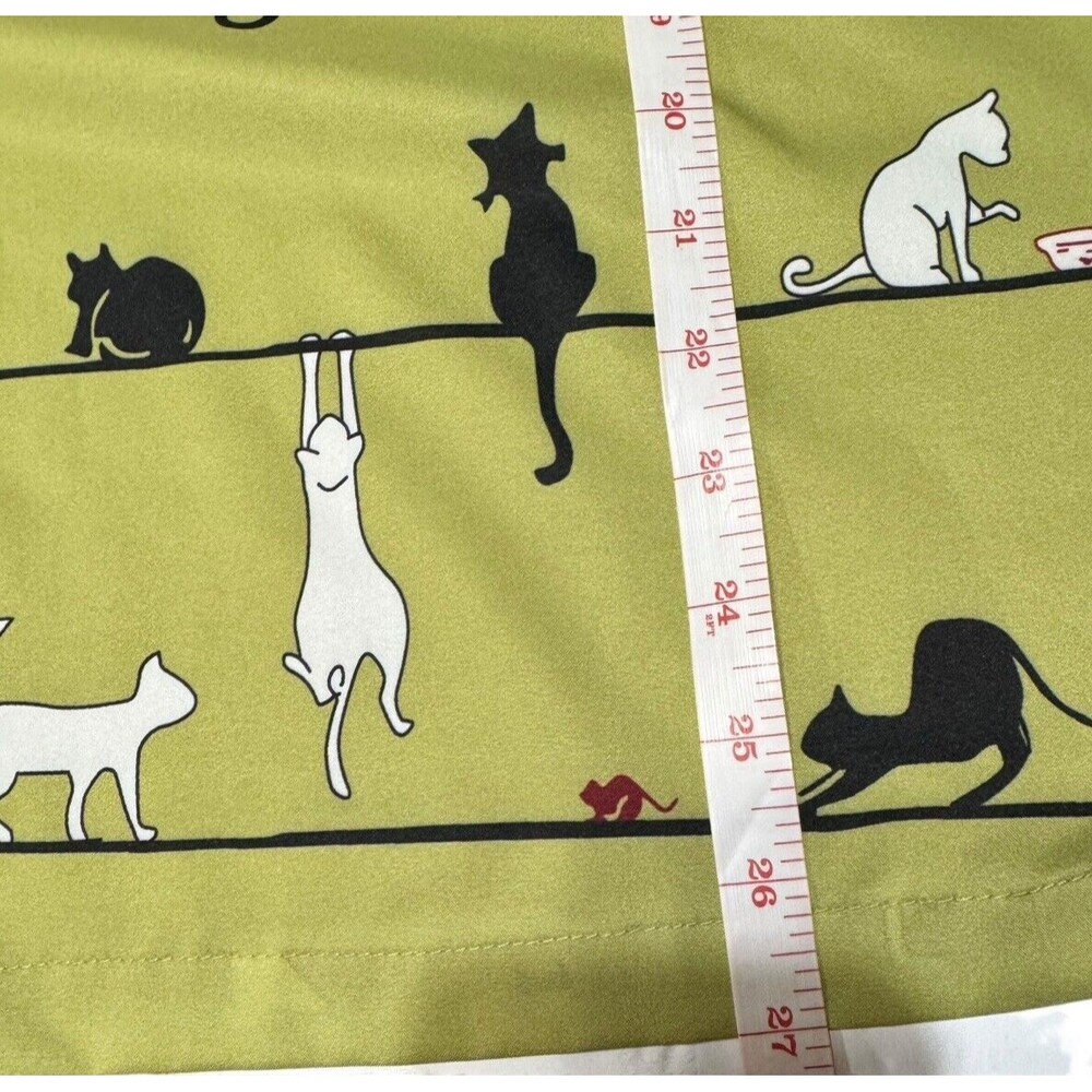 Women’s‎ XL Green Cat Blouse With Faux Knot Buttons Unique Kitty Shirt - Picture 8 of 10